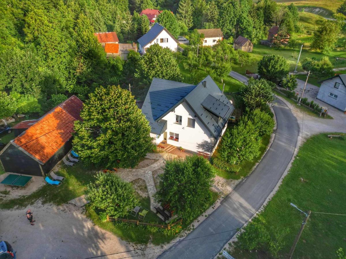 Guest House Lipov Hlad Plitvička Jezera Exterior foto